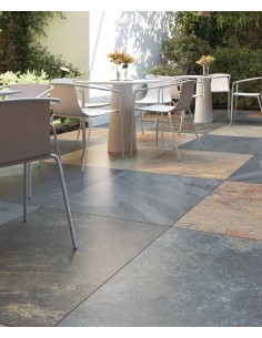 Zoya 2.0 Peacock Sand... 2